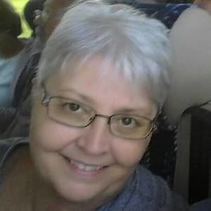 Meet your Posher, Pam